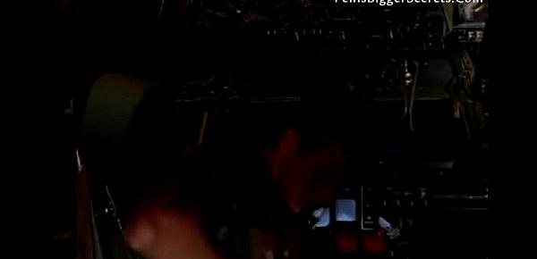  Airplane Pilot Invites Two Stunning Mechanics